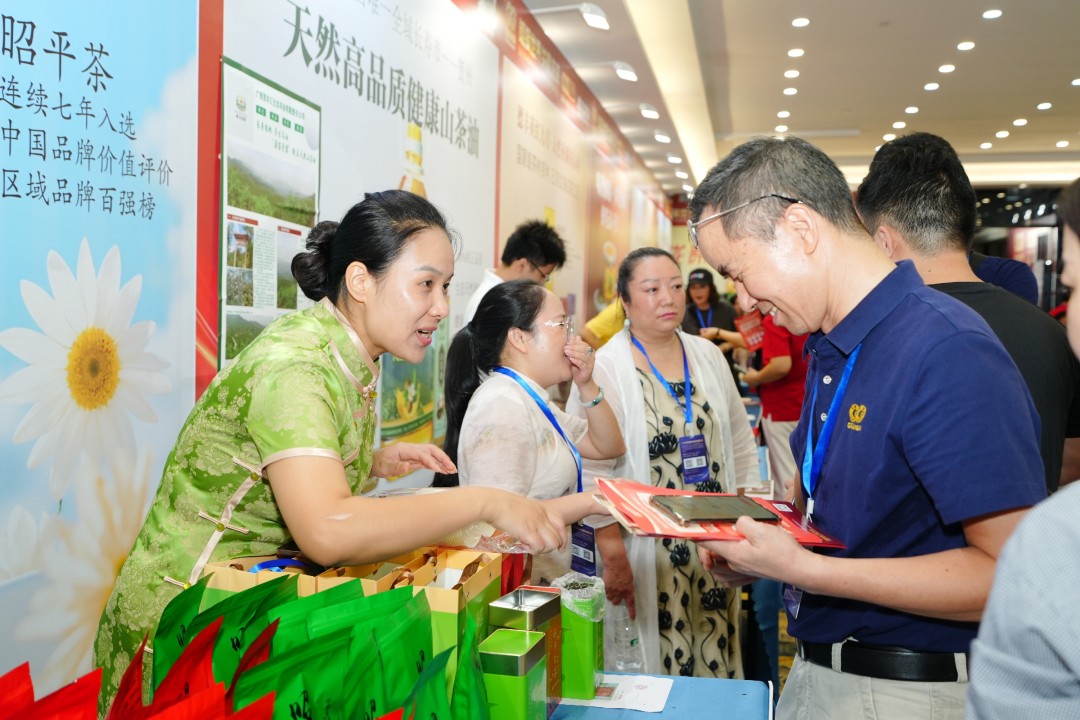 20251025071637891523.jpg DSC08771.jpg